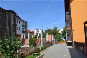 Şmecherie imobiliară: o cocioabă 