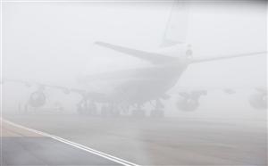Aeroportul clujean îşi ia rămas bun de la problemele cauzate de ceaţă
