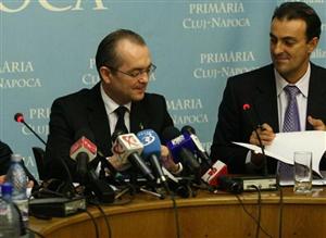 Întâlnire între actualul şi fostul primar: Boc, în vizită la Apostu