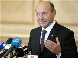 Traian Băsescu îşi serbează ultima zi de naştere din postura de preşedinte al României. Împlineşte 63 de ani