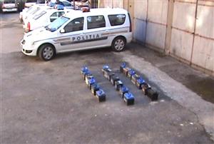 A fost prins transportând peste trei tone de acumulatori uzaţi. Amenda a fost mult mai mare ca valoarea mărfii