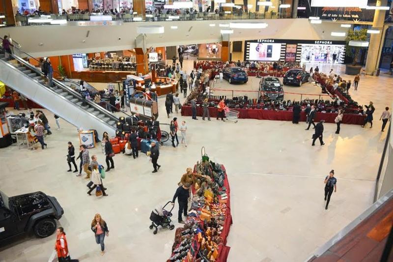 Peste 6.000 de genti si accesorii, la Bag Expo, in Iulius Mall (P)