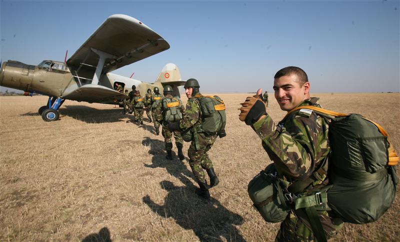 Deficit de 2% din produsul intern brut pentru cofinanţări şi armată