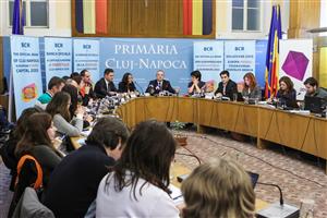 SHARE, TIFF... Tinerii Ortodocşi. Primăria a împărţit două milioane asociaţiilor non-profit