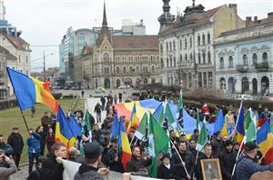 Noua Dreaptă l-a comemorat pe Avram Iancu printr-un marş prin centrul Clujului  FOTO