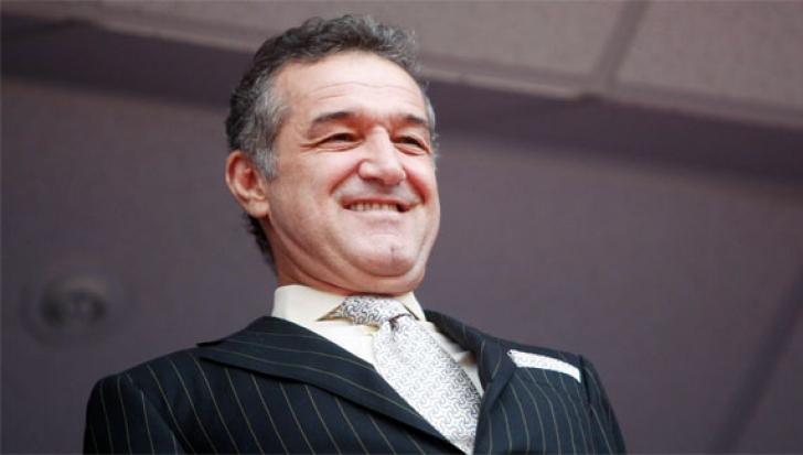 Gigi Becali a plecat în pelerinaj la Muntele Athos