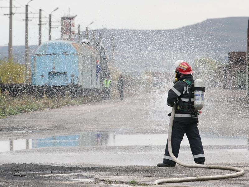 Exerciţiu de intervenţie în caz de inundaţii lângă Cluj