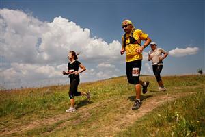 Peste 1.000 de alergători înscrişi la Maratonul Apuseni. Vezi programul competiţiei