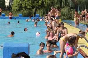 Umbră, limonadă şi multă gheaţă: vremea în weekend, la Cluj