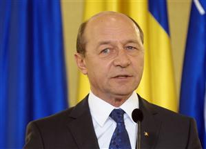 Băsescu: Cuplul Ponta-Teodorovici pregăteşte lapte şi miere curgând pe şanţuri, urmând dezastrul