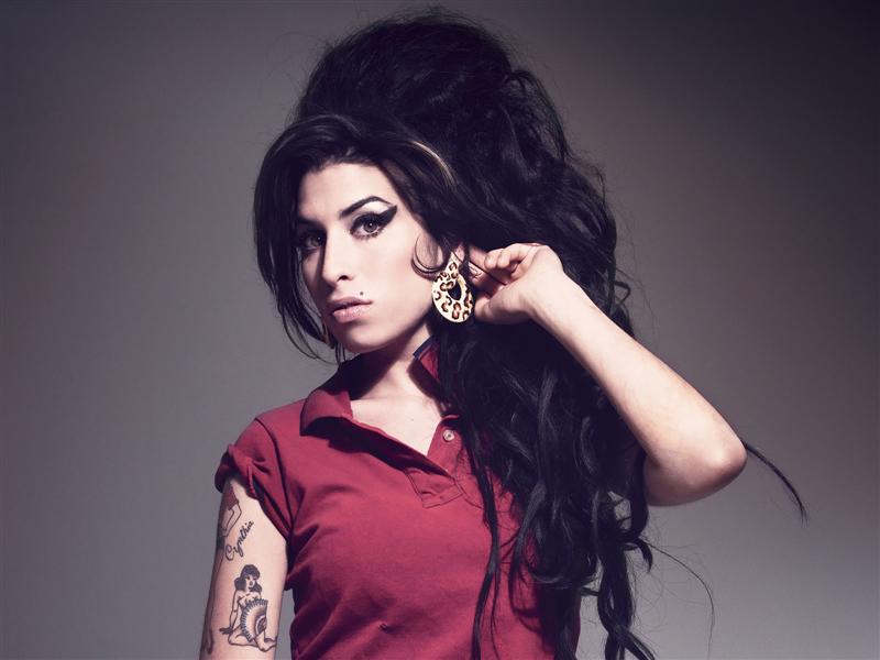 Povestea lui Amy Winehouse, dincolo de scenă, ajunge în cinematografele din Cluj