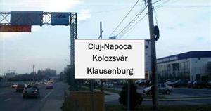 Ofensiva continuă: peste 400 de clujeni s-au alăturat procesului privind amplasarea controversatelor plăcuţe multilingve