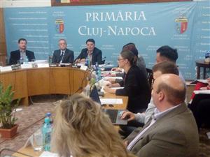Scandal în Consiliul Local. UDMR vrea construcţii în livezile Clujului, 