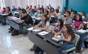 Asistenţă educaţională gratuită pentru elevii clujeni, la Biblioteca Judeţeană