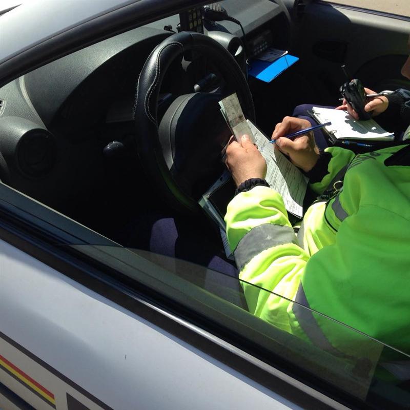 Zeci de şoferi au rămas fără permis. Ce alte sancţiuni au dat poliţiştii