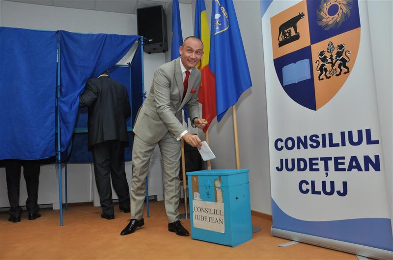 Primele reacţii după dezvăluirile despre diploma de licenţă a lui Seplecan. PSD Cluj cere demisia şefului judeţului