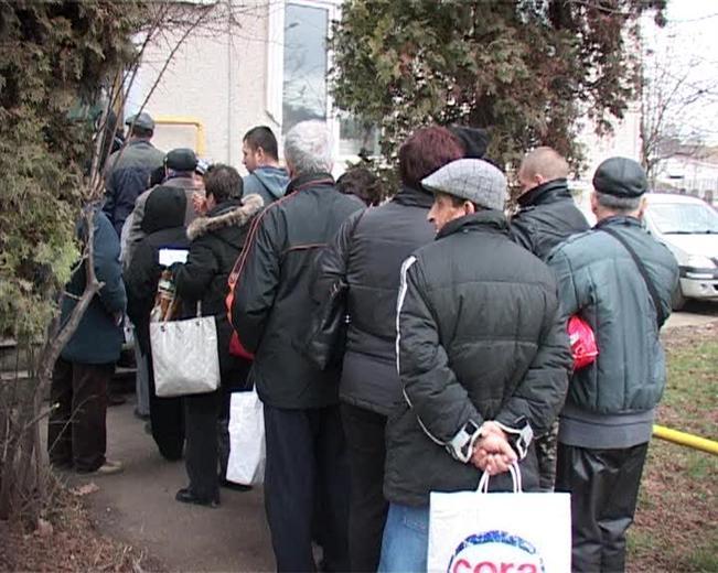 Începe redistribuirea pachetelor alimentare. Cum puteţi intra în posesia lor