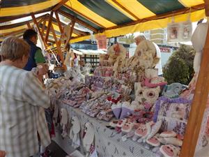 Agenţii economici, susţinuţi de stat să participe la târguri şi expoziţii internaţionale