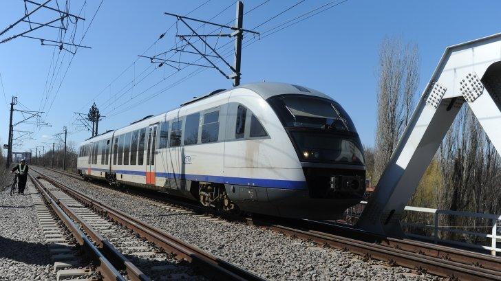 Transportul feroviar de călători trece la ora de vară