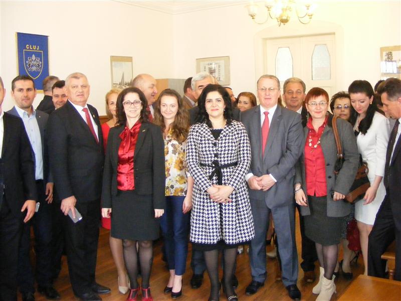 Prima listă de candidaţi, prima ţeapă dată cotelor de gen