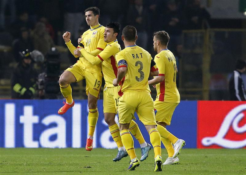 Oficialii FRF au depus o plângere la UEFA, după ce antrenamentul naţionalei României a fost filmat pe ascuns