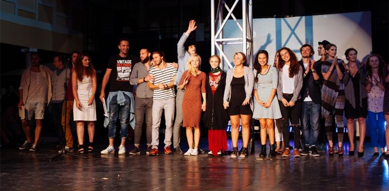 Gala HOP: 29 de absolvenţi de Cluj, în cursa pentru titlul de „Cel mai bun tânăr actor