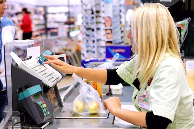 Cine creşte salariile şi bonusurile în 2016