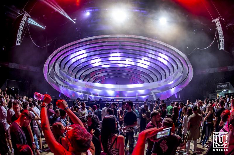 Peste 300.000 de participanţi la Untold 2016 FOTO