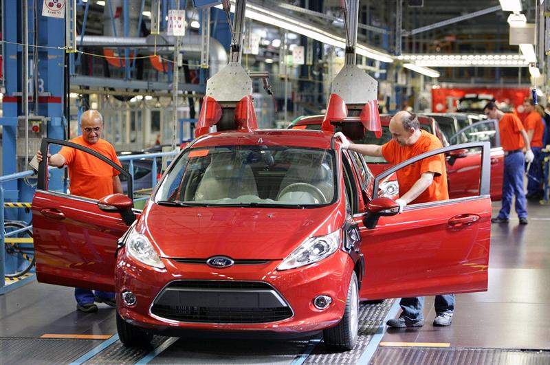Finanţele păsuiesc Ford până în 2025. Justificare: va genera 30 de miliarde de dolari