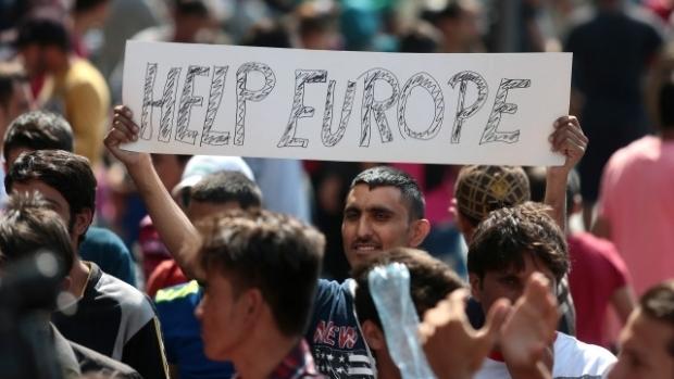 Banii europeni care nu au fost accesați de fermierii români vor fi redistribuiți către refugiați 