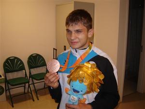 CJ Cluj propune premierea sportivului paralimpic clujean Alexandru Bologa 