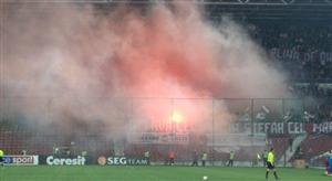 Un suporter al echipei CFR 1907 Cluj şi 4 suporteri ai echipei F.C. Voluntari au interdicţie de a participa la meciul din Gruia