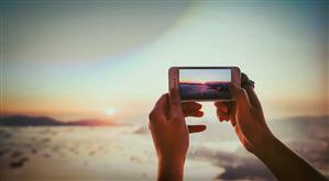 Aplicaţie gratuită pentru mobil şi tabletă cu obiectivele turistice ale Clujului. Ea va conţine imagini, hărţi şi informaţii despre atracţiile judeţului