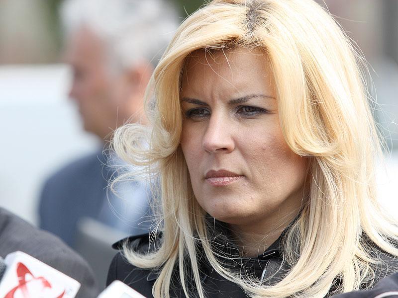 Udrea candidează ca independent