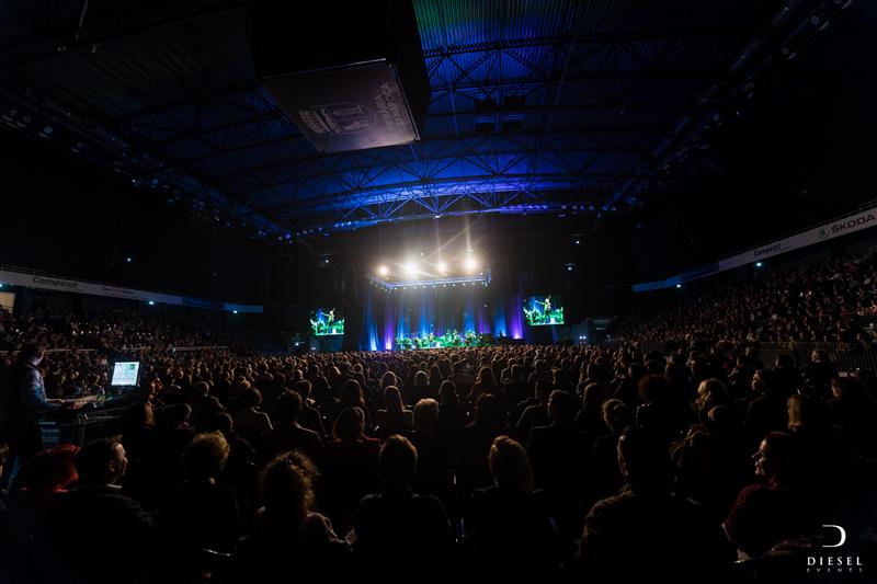 Nigel Kennedy le-a oferit clujenilor o călătorie muzicală unică pe celebrele „Anotimpuri” ale lui Antonio Vivaldi 