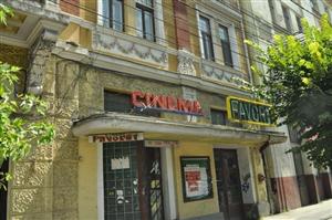 Cel mai vechi cinema din Cluj rămâne cu porţile ferecate 