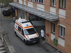 Proteste la Spitalul Judeţean Cluj după declanşarea grevei generale a Sanitas