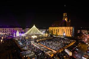 Târgul de Crăciun din Cluj se deschide pe 1 Decembrie. Vezi programul concertelor
