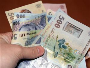 Salariul minim brut pe economie, cel puţin 1.350 lei/lună