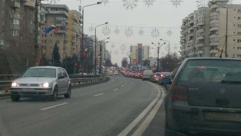 Tot Clujul este la cumpărături. Circulaţi bară la bară spre centrele comerciale FOTO