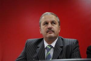 Ce i-a propus Dragnea lui Dîncu, după ce l-a scos din guvern