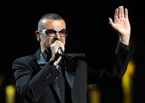 George Michael ar fi murit în urma unei supradoze de droguri