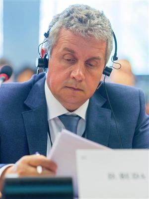 Europarlamentarul Daniel Buda: „Cercetarea din România, o cenușăreasă