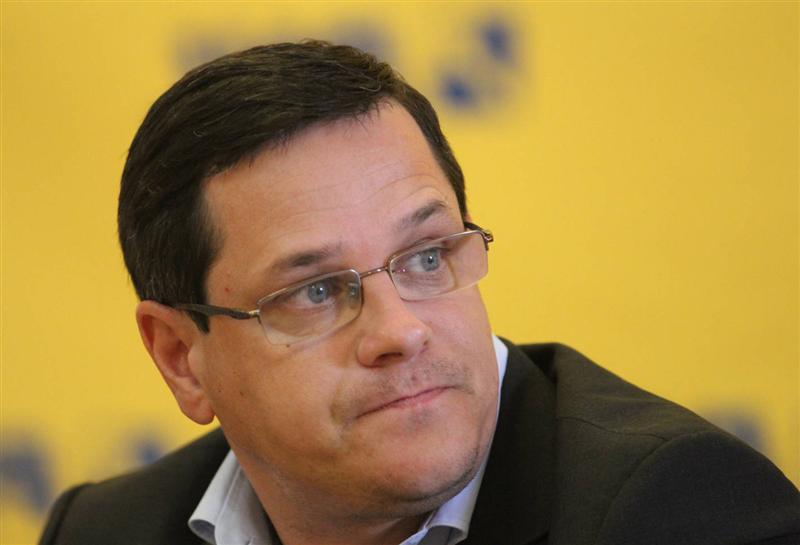 Eduard Hellvig, directorul SRI, va fi audiat de Comisia parlamentară de control