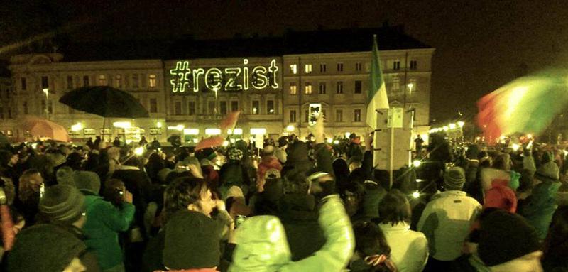 Clujul scrie istorie. Materiale de la protestele din ultimele zile, în Colecţia de Istorie Contemporană a MNIT Cluj