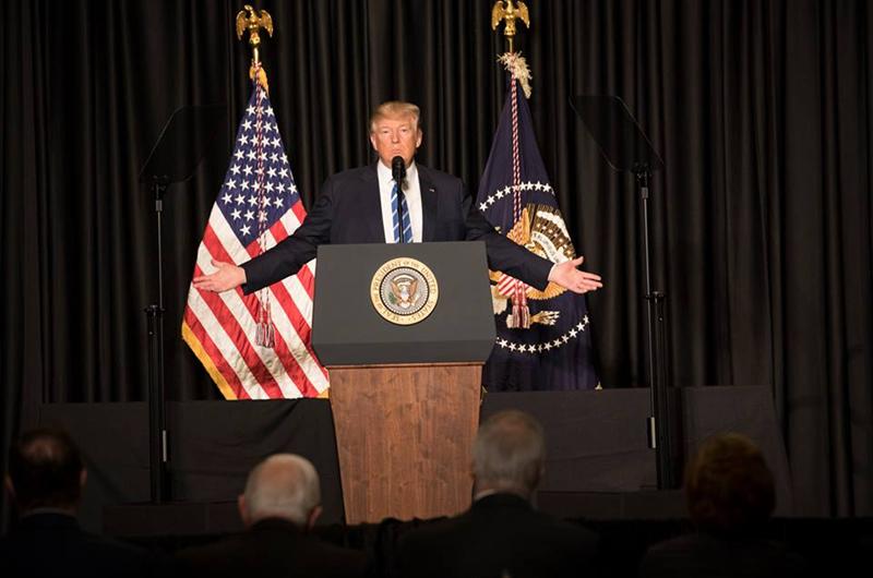 Demisia lui Donald Trump în următoarele săptămâni, prezisă de un istoric de renume