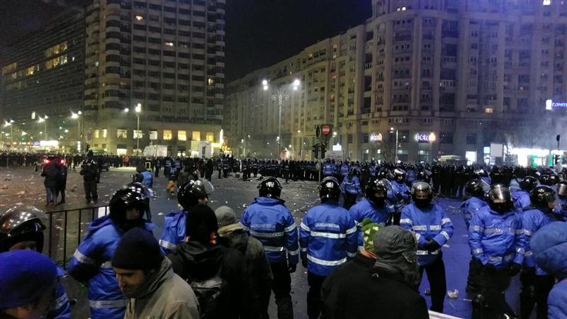 Șase persoane, propuse pentru arestare preventivă pentru violențele din Piața Victoriei