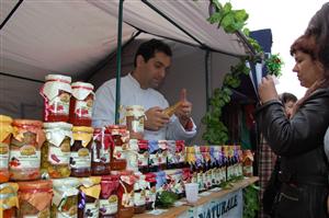 Un deputat vrea să înfiinţeze supermarketul cu produse româneşti 100%