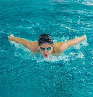 5 medalii pentru înotătorii clujeni la Campionatul Național de la Bacău