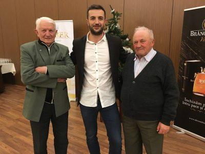 O viață în alb și negru. Amintirile lui Nea Titi despre legendele Universității Cluj